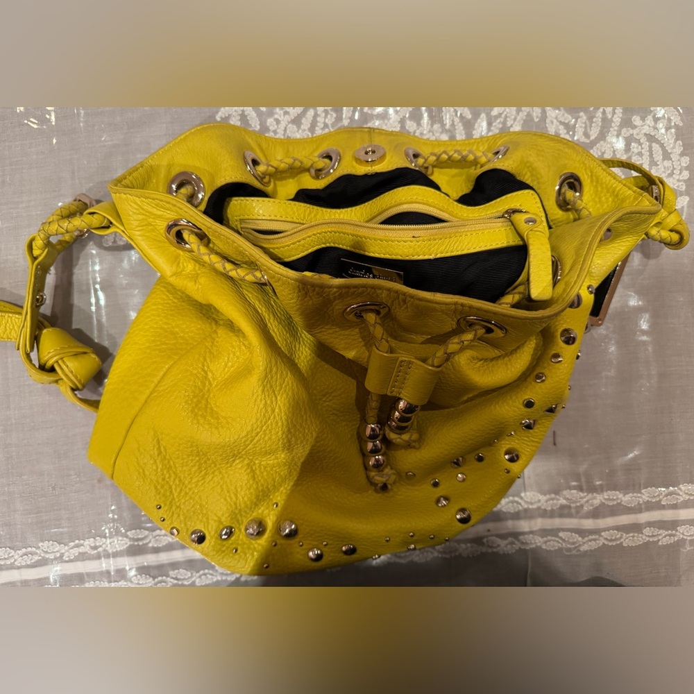 ❤️ LEATHER CHARLES DAVID STUDDED BAG IN ACID YELLOW COLOR - Picture 15 of 16